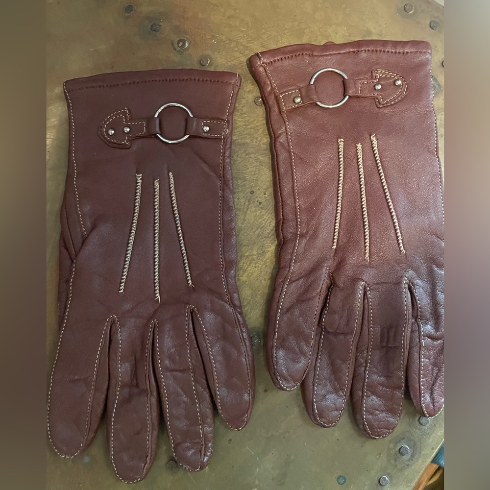 Beautiful Leather Women’s Driving Gloves